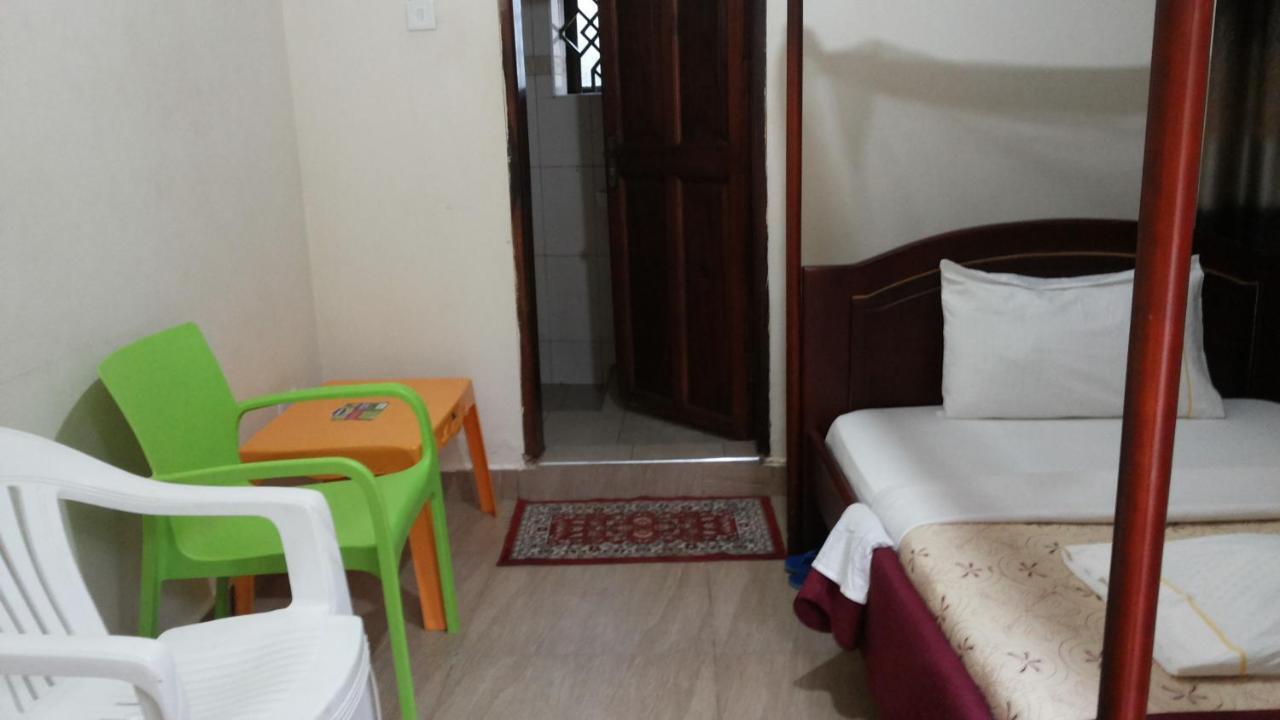 Kalalo Cottage Inn Pakwach Buitenkant foto
